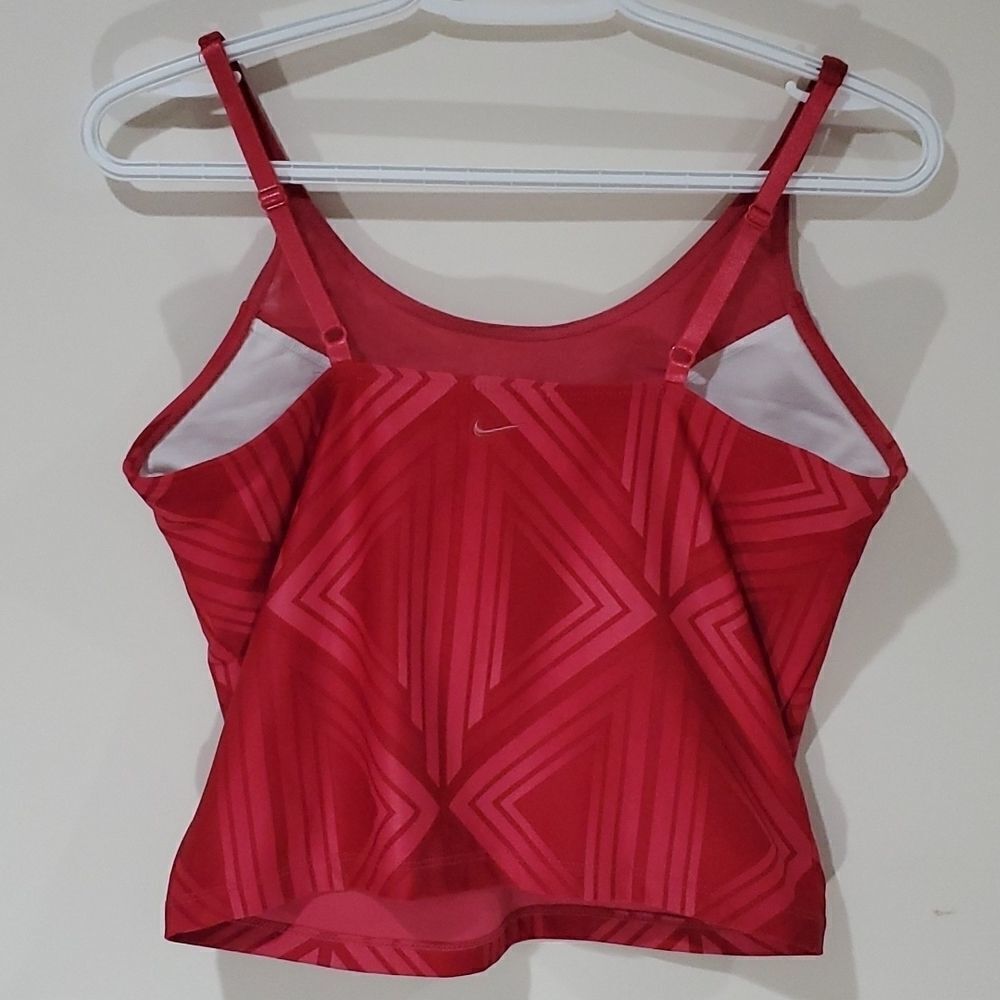 Nike crop top - Picture 2 of 4